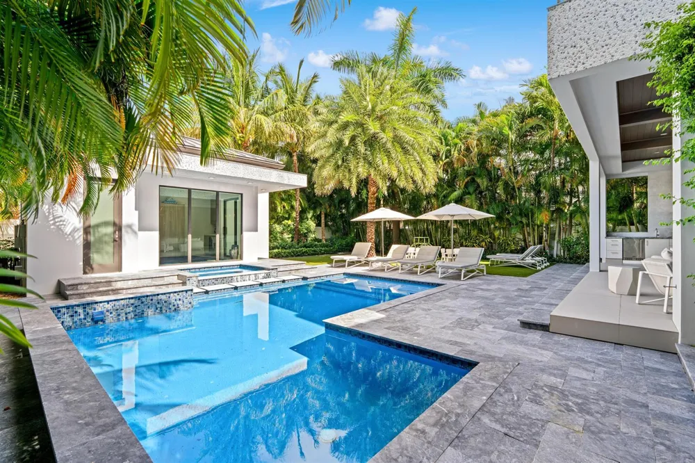 1040 S Ocean Boulevard Delray Beach, FL 33483