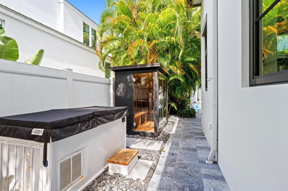 1040 S Ocean Boulevard Delray Beach, FL 33483