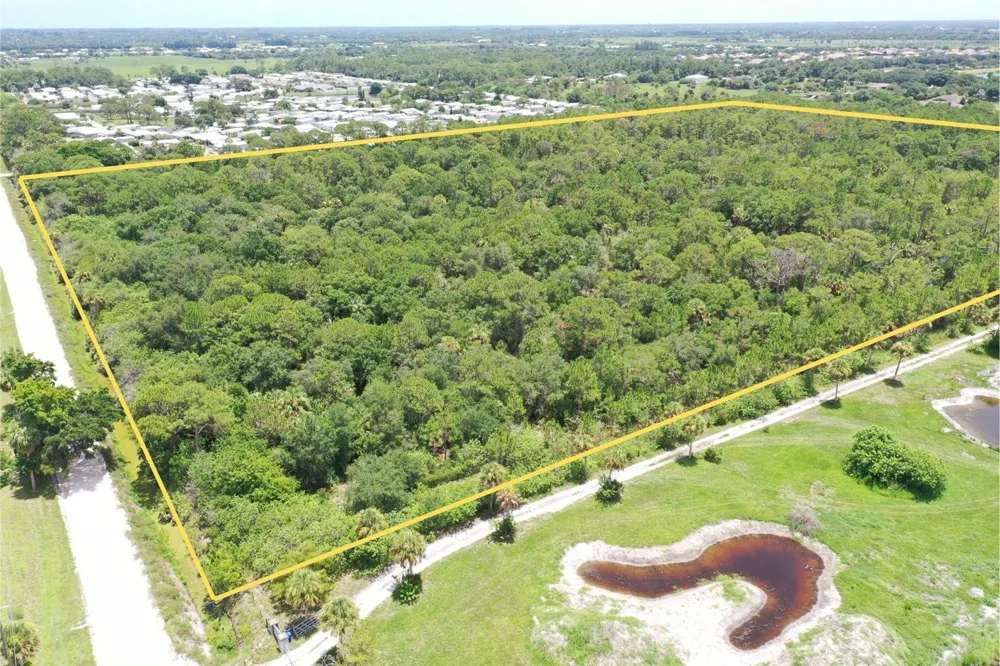 8655 12th Street Vero Beach, FL 32966
