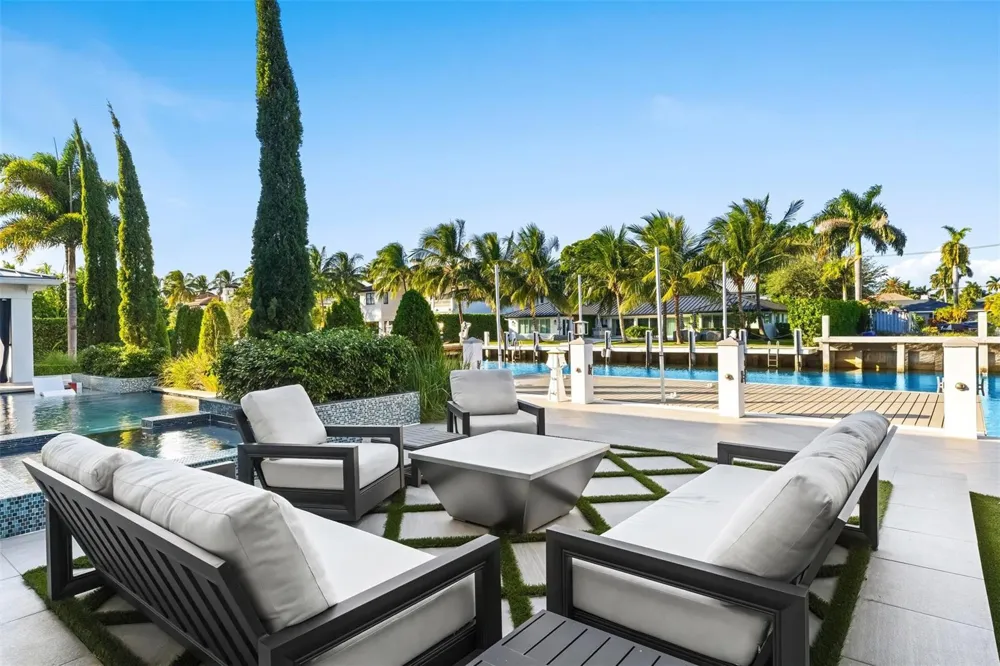 2317 Delmar Place Fort Lauderdale, FL 33301