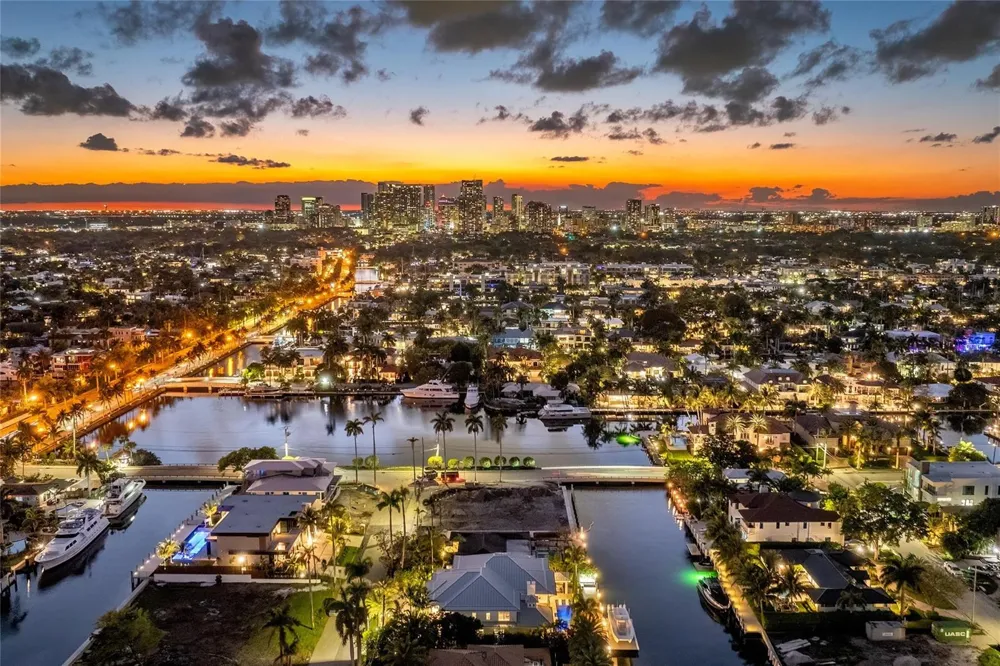 2317 Delmar Place Fort Lauderdale, FL 33301