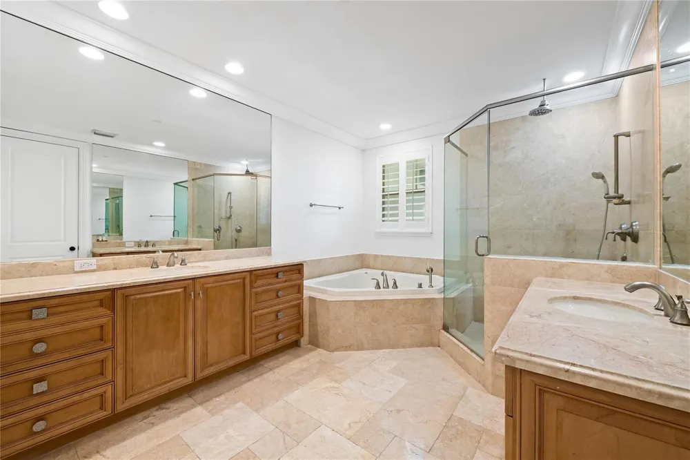 218 NE 15th Avenue #218 Fort Lauderdale, FL 33301