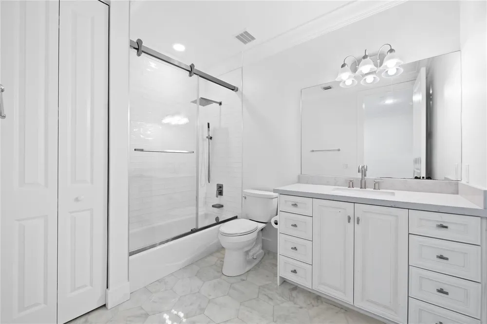 218 NE 15th Avenue #218 Fort Lauderdale, FL 33301