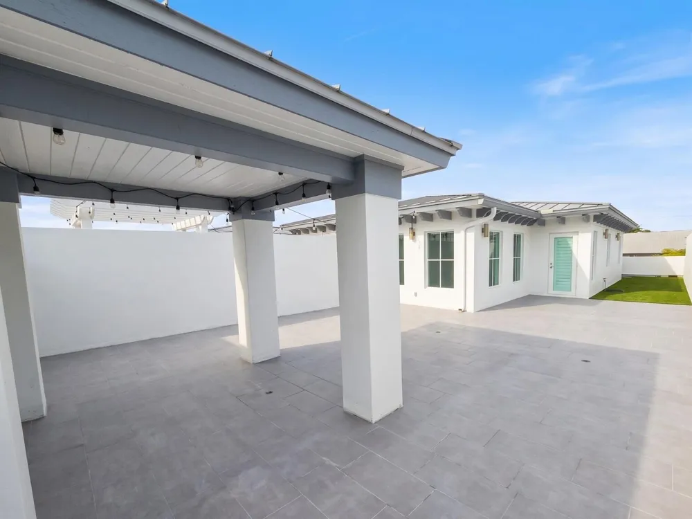 218 NE 15th Avenue #218 Fort Lauderdale, FL 33301
