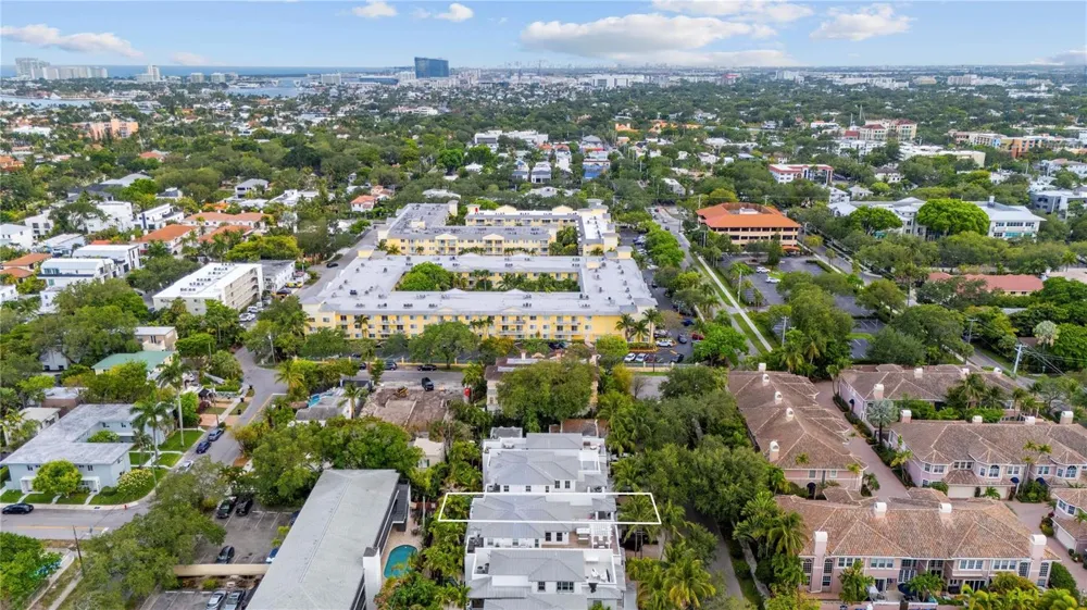 218 NE 15th Avenue #218 Fort Lauderdale, FL 33301