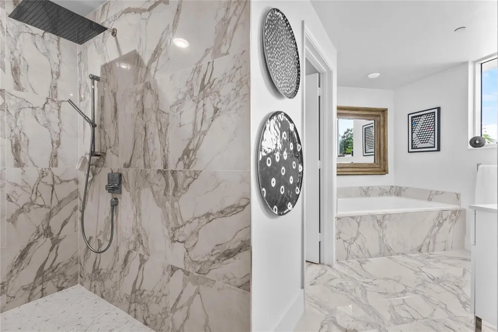 615 Bayshore Drive #301 Fort Lauderdale, FL 33304