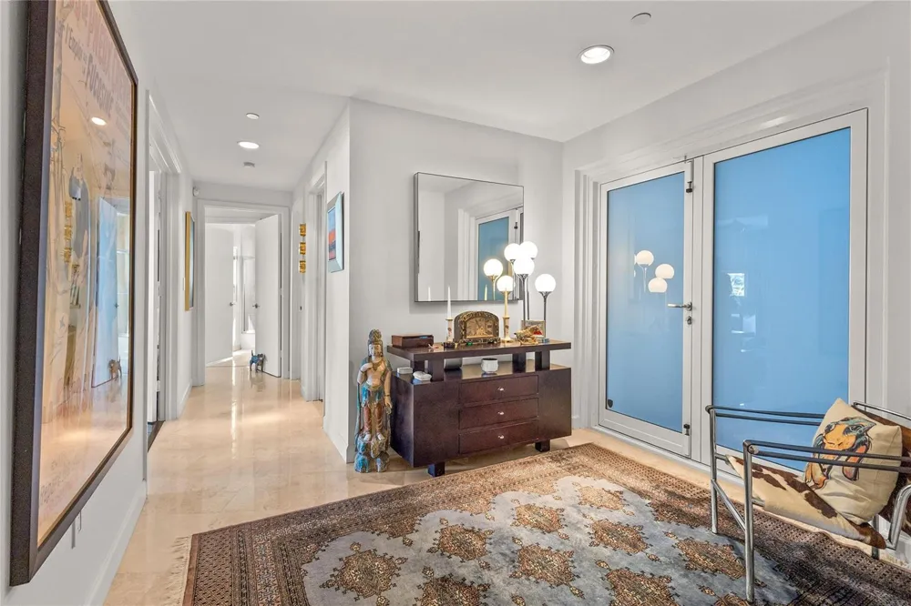 615 Bayshore Drive #301 Fort Lauderdale, FL 33304