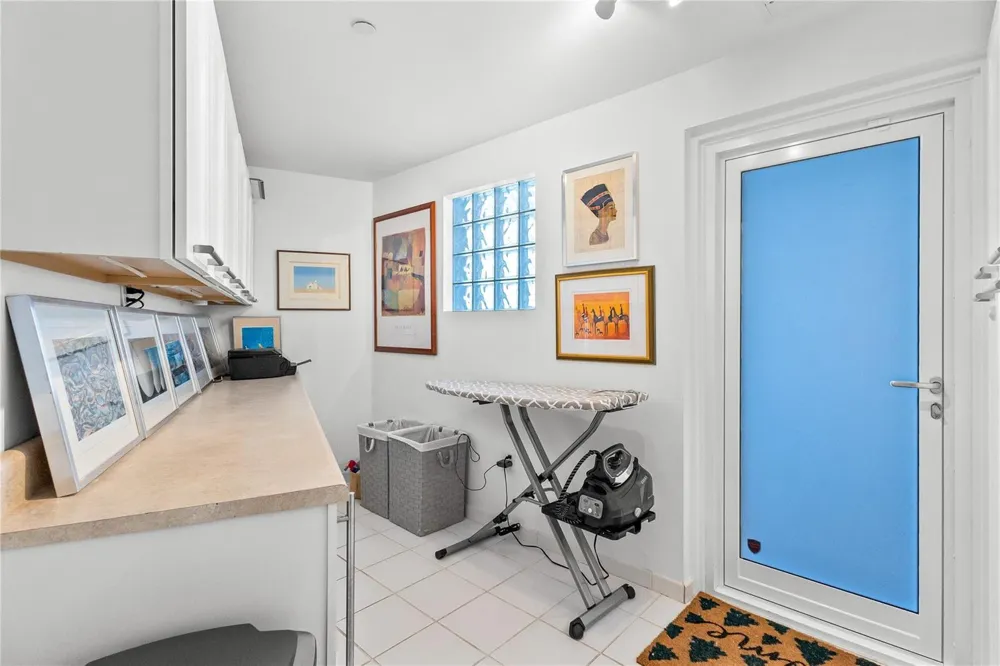 615 Bayshore Drive #301 Fort Lauderdale, FL 33304