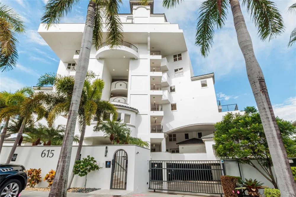 615 Bayshore Drive #301 Fort Lauderdale, FL 33304
