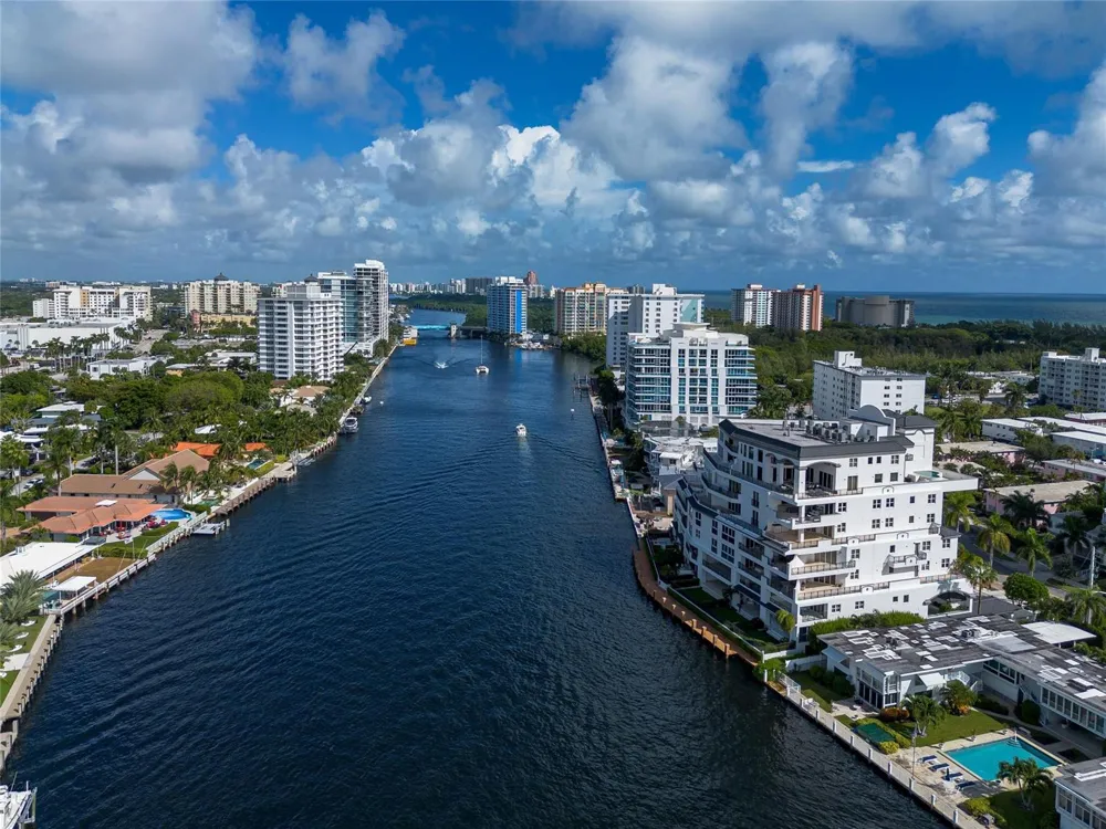 615 Bayshore Drive #301 Fort Lauderdale, FL 33304