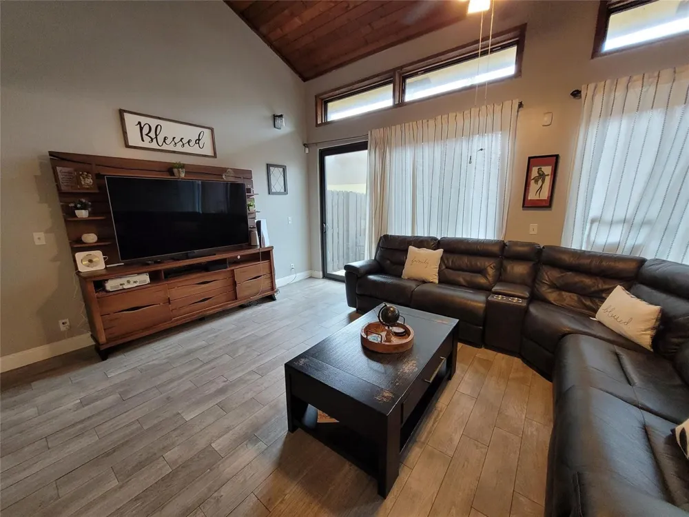1146 University Drive Plantation, FL 33322