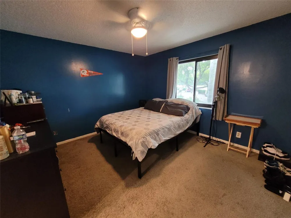 1146 University Drive Plantation, FL 33322