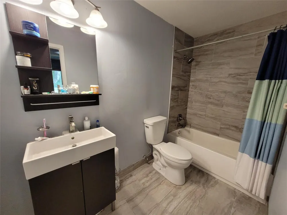 1146 University Drive Plantation, FL 33322