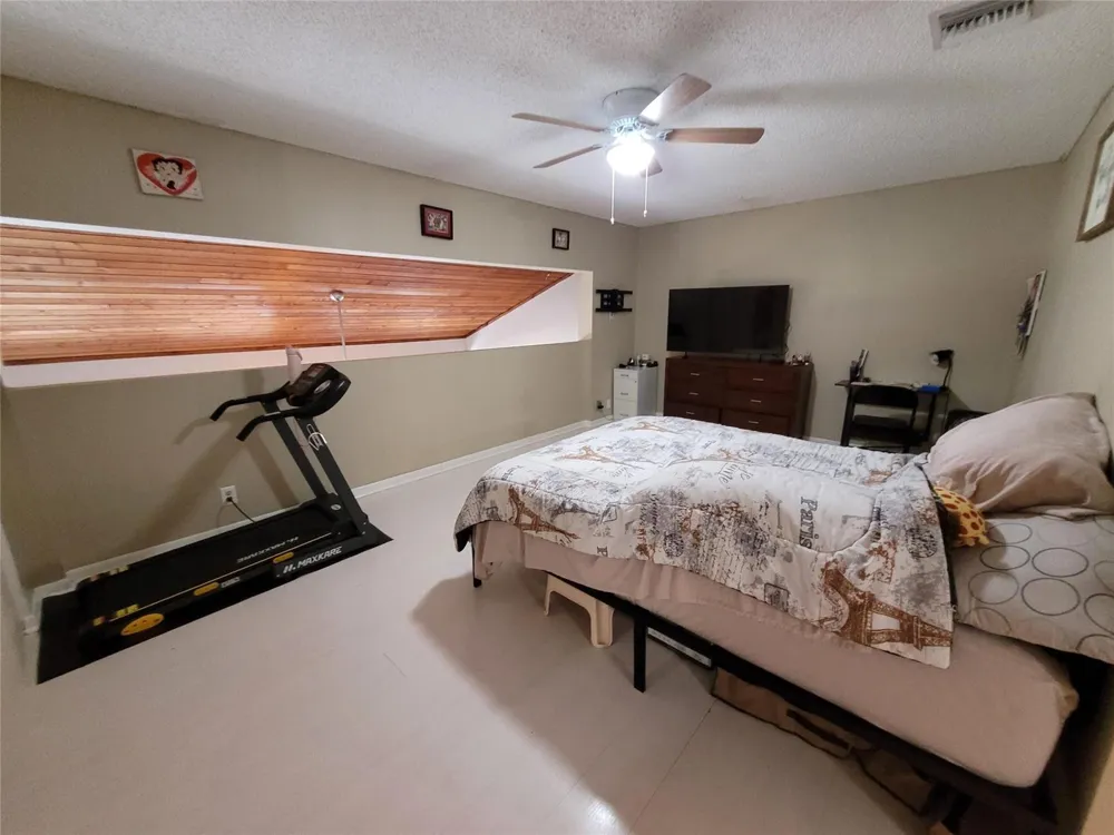 1146 University Drive Plantation, FL 33322