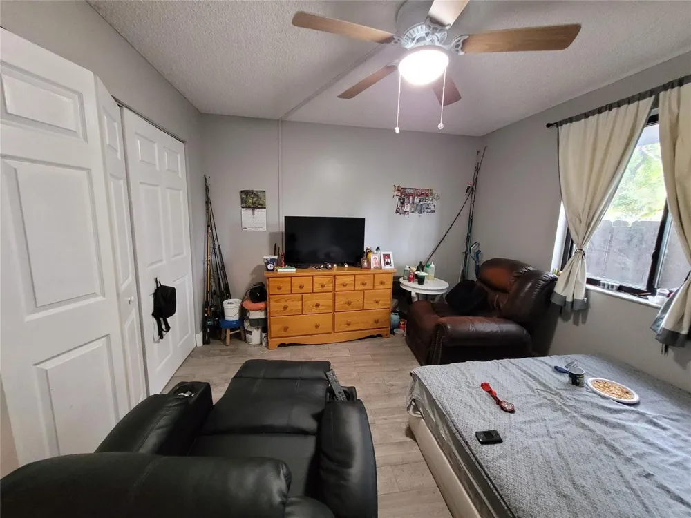 1146 University Drive Plantation, FL 33322