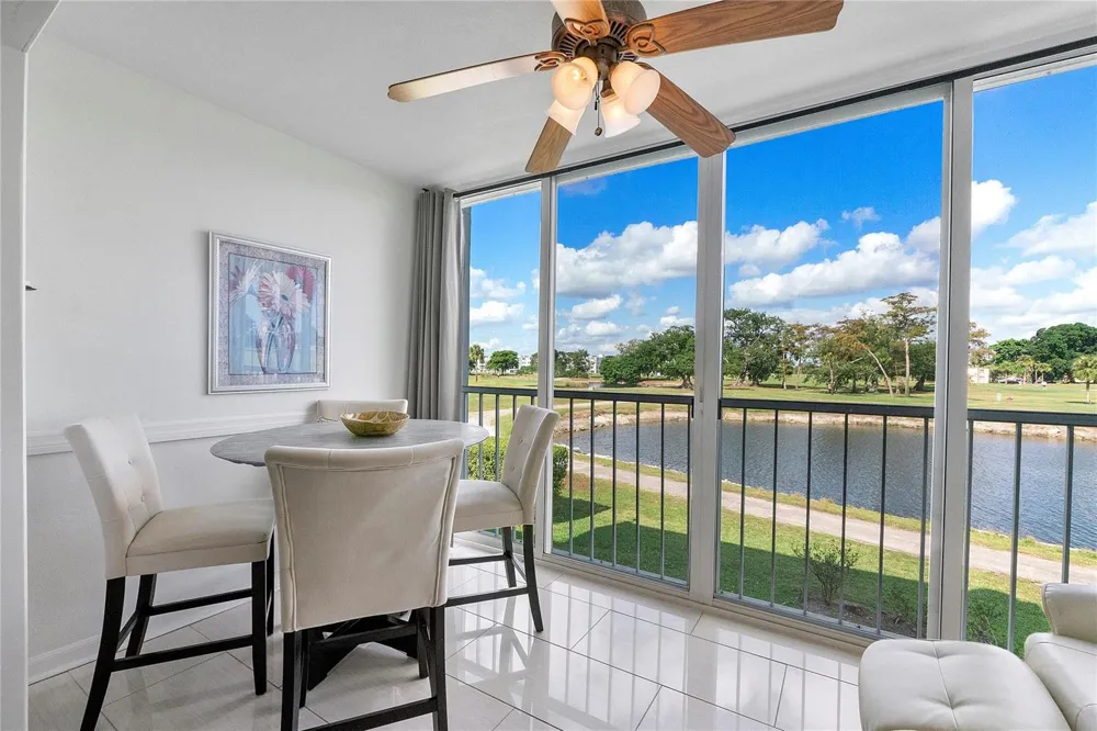 7807 Golf Circle Drive #211 Margate, FL 33063