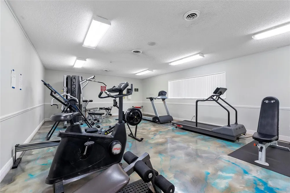 7807 Golf Circle Drive #211 Margate, FL 33063