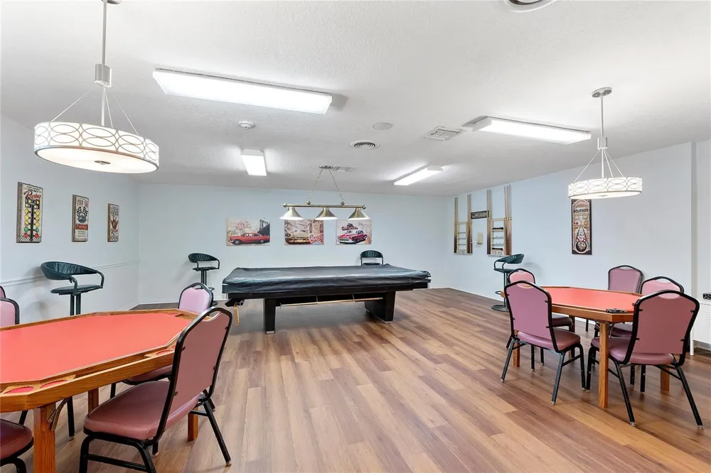 7807 Golf Circle Drive #211 Margate, FL 33063