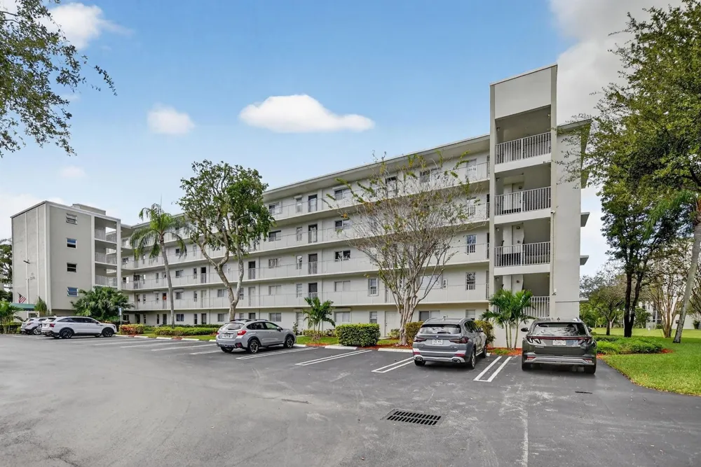 2236 Cypress Bend Drive #508 Pompano Beach, FL 33069