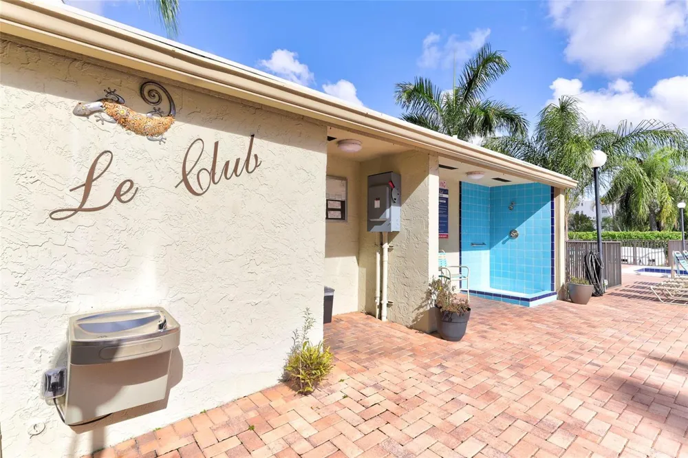 2236 Cypress Bend Drive #508 Pompano Beach, FL 33069