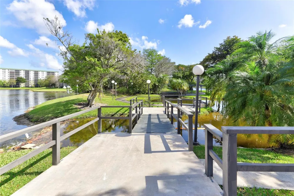 2236 Cypress Bend Drive #508 Pompano Beach, FL 33069