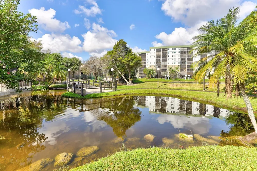 2236 Cypress Bend Drive #508 Pompano Beach, FL 33069