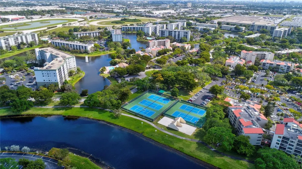 2236 Cypress Bend Drive #508 Pompano Beach, FL 33069
