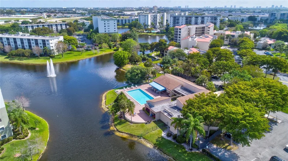 2236 Cypress Bend Drive #508 Pompano Beach, FL 33069