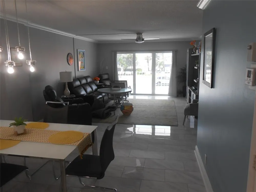 4540 Ocean Drive #210 Lauderdale By The Sea, FL 33308