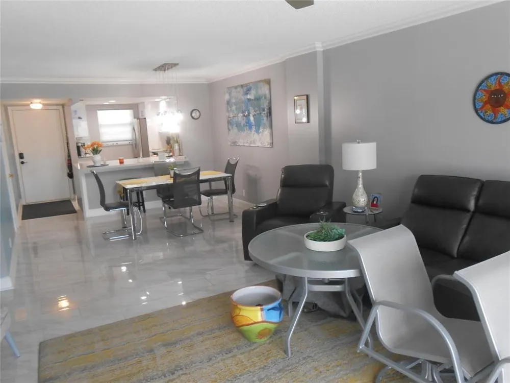 4540 Ocean Drive #210 Lauderdale By The Sea, FL 33308