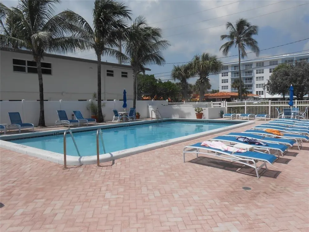 4540 Ocean Drive #210 Lauderdale By The Sea, FL 33308