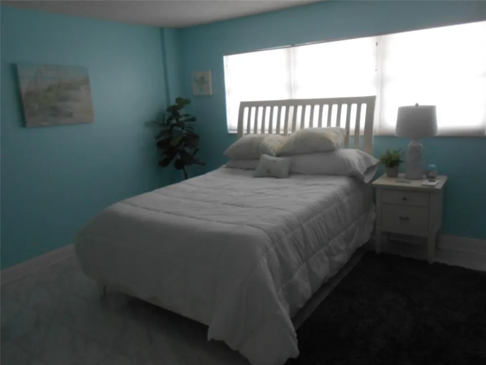 4540 Ocean Drive #210 Lauderdale By The Sea, FL 33308