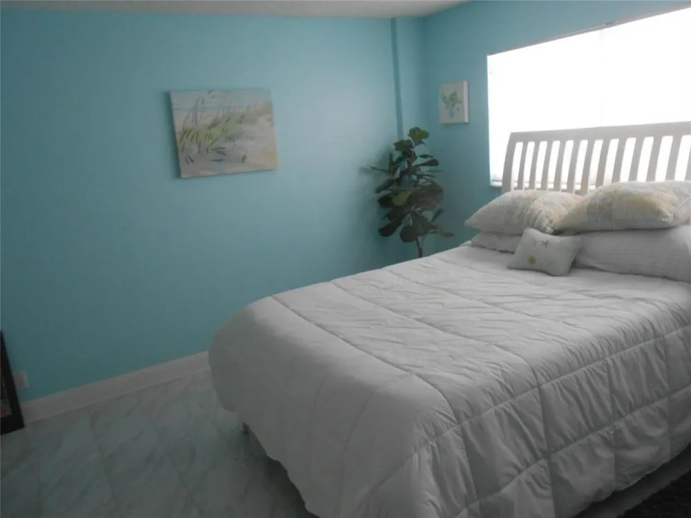 4540 Ocean Drive #210 Lauderdale By The Sea, FL 33308
