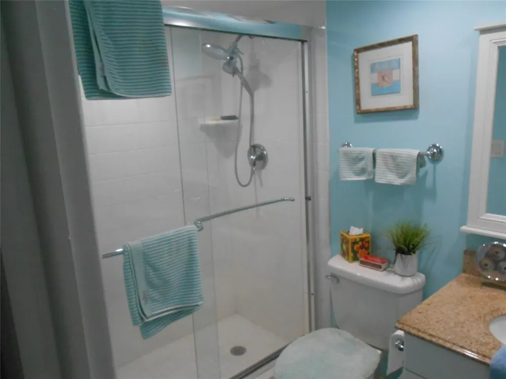 4540 Ocean Drive #210 Lauderdale By The Sea, FL 33308