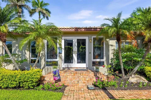 359 Poinciana Drive