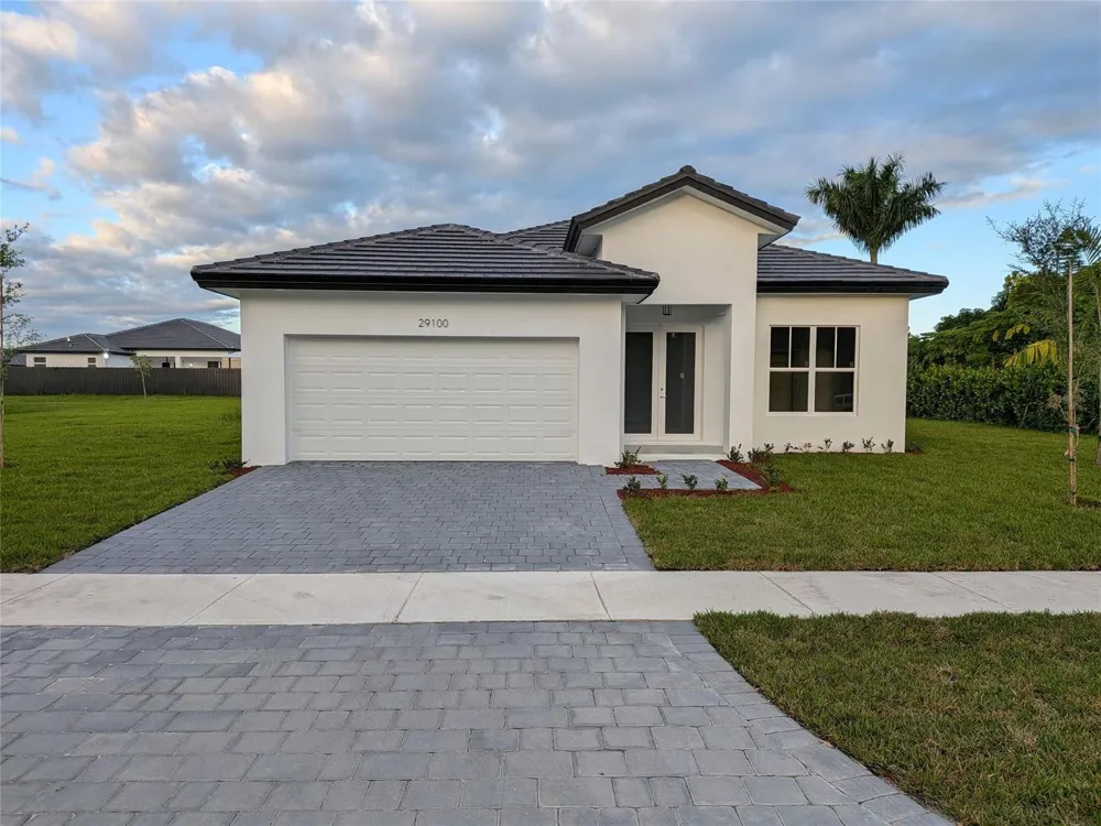 29122 SW 165 AVENUE Homestead, FL 33033