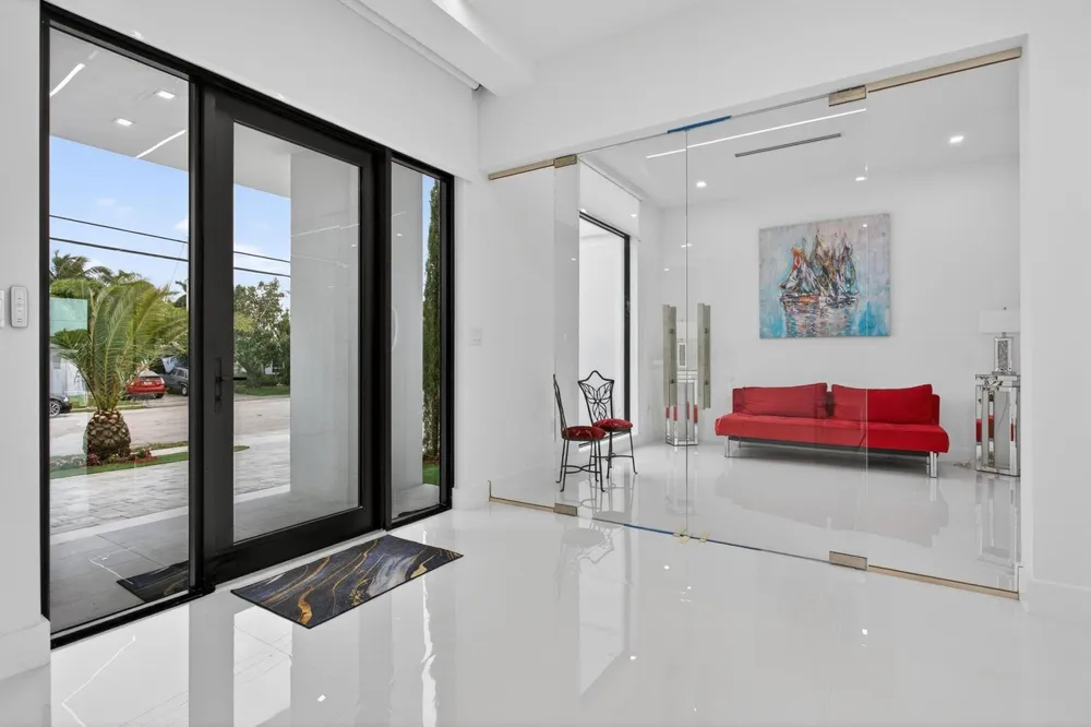 1205 Avocado Isle Fort Lauderdale, FL 33315