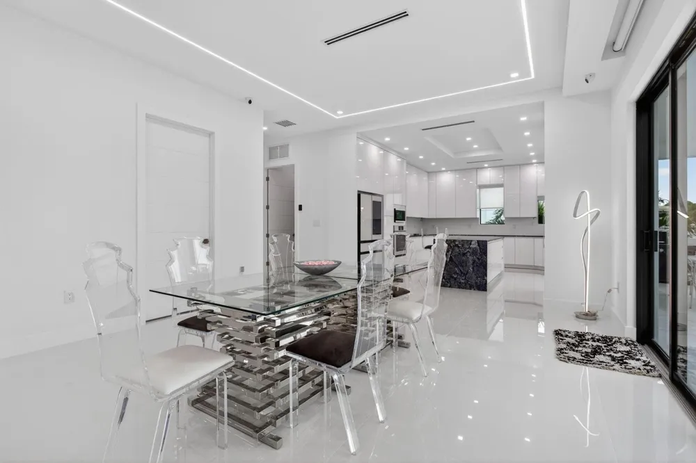 1205 Avocado Isle Fort Lauderdale, FL 33315