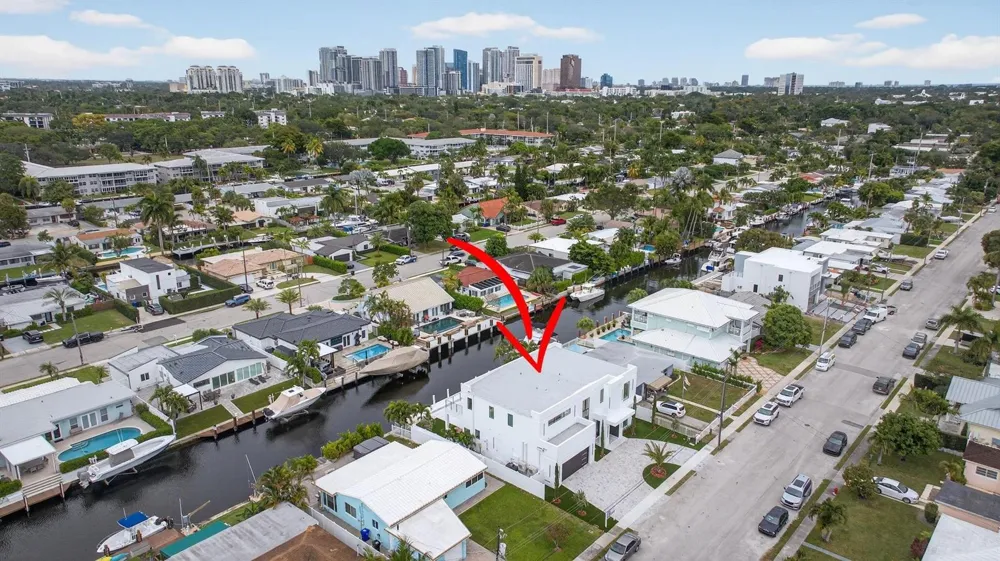 1205 Avocado Isle Fort Lauderdale, FL 33315