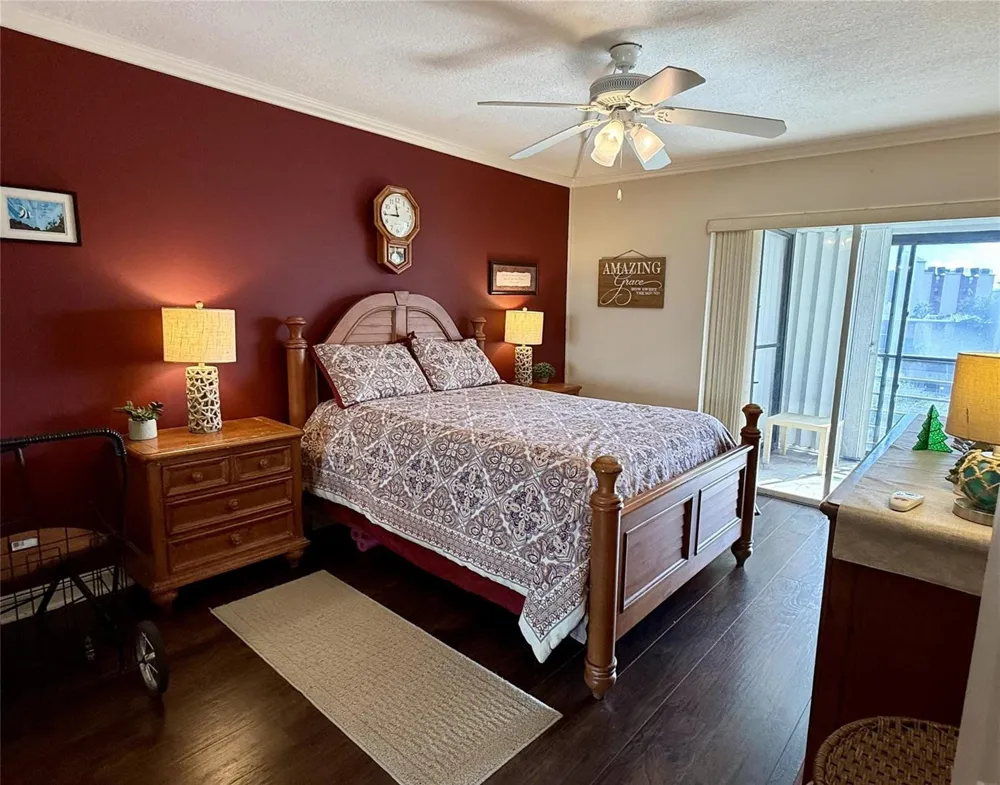 2304 S Cypress Bend Drive #615 Pompano Beach, FL 33069