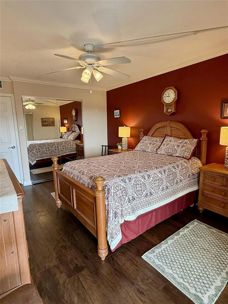 2304 S Cypress Bend Drive #615 Pompano Beach, FL 33069