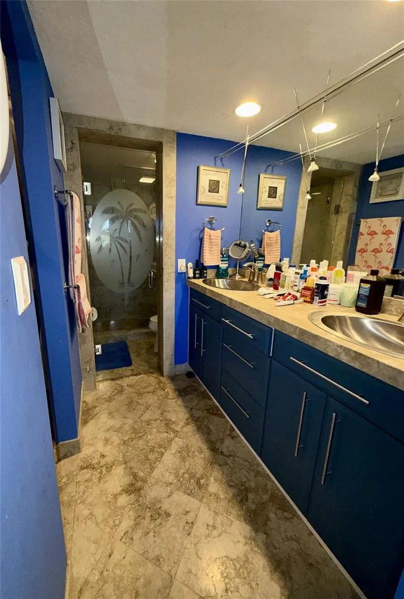 2304 S Cypress Bend Drive #615 Pompano Beach, FL 33069
