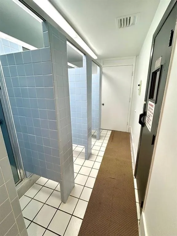 2304 S Cypress Bend Drive #615 Pompano Beach, FL 33069