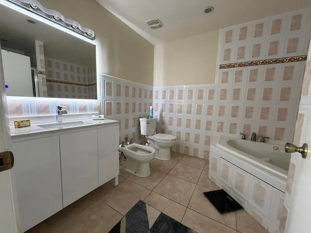 16921 SW 92nd Court Palmetto Bay, FL 33157