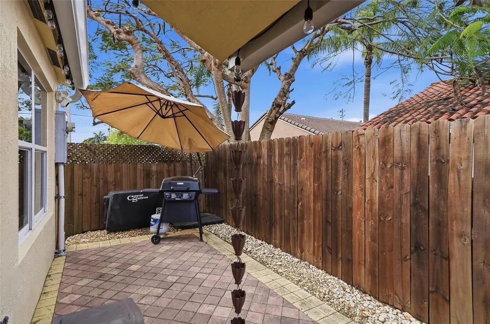 16921 SW 92nd Court Palmetto Bay, FL 33157