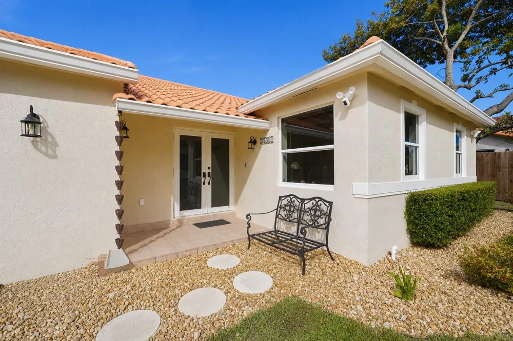 16921 SW 92nd Court Palmetto Bay, FL 33157