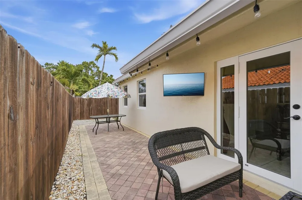 16921 SW 92nd Court Palmetto Bay, FL 33157