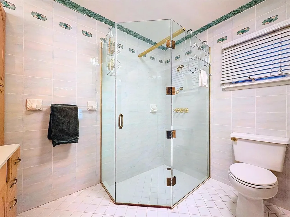 241 Corsair Avenue Lauderdale By The Sea, FL 33308