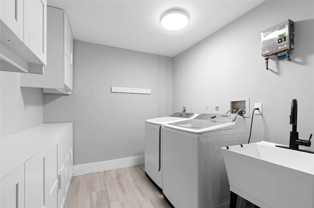 133 SW 159th Way Sunrise, FL 33326