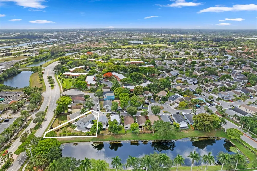 133 SW 159th Way Sunrise, FL 33326